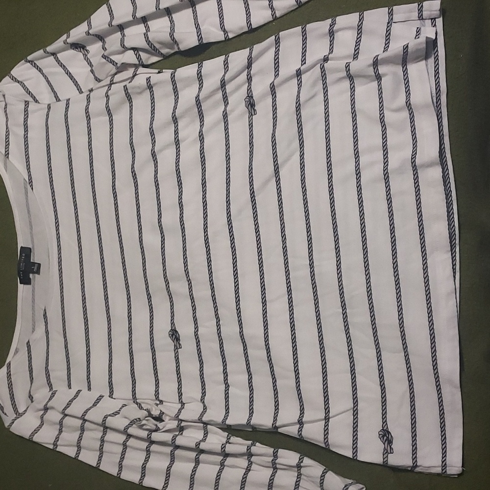 The Limited 3/4 sleeve large top